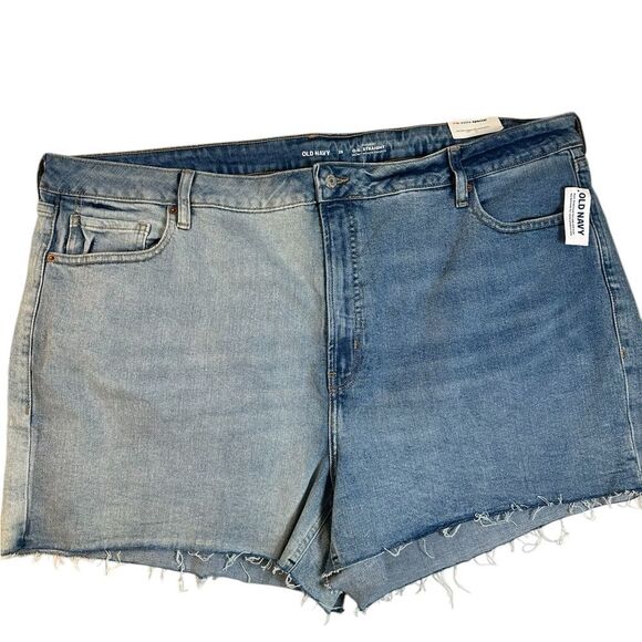 NWT Old Navy Plus Size Curvy O G Straight 3” Cut Off Denim Shorts - Size 26 - Picture 2 of 11